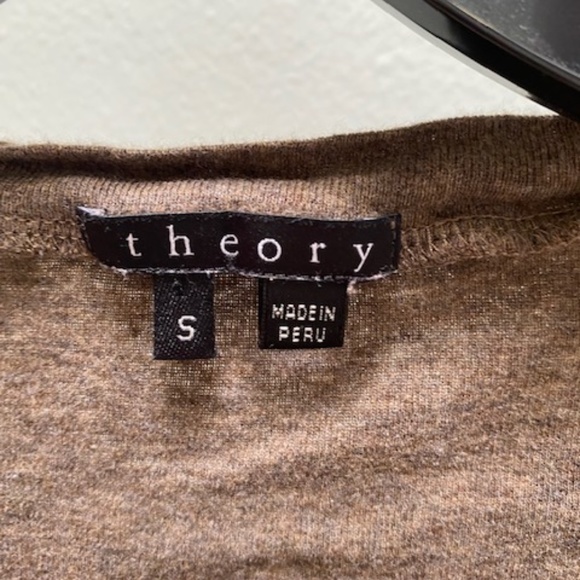 Theory V-neck Shirt - Picture 5 of 5